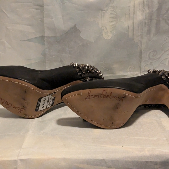 Sam Edelman Size 9 Black Leather and Silver Metal Spikes - Picture 4 of 5